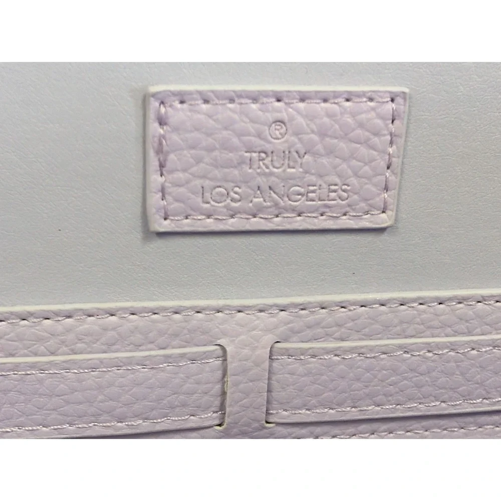 Truly Beauty Amalfi Luxury Travel Trunk Lilac Vegan Leather Makeup Case Read